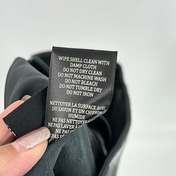 Blank NYC The Baxter Ribcage Straight Leg Faux Leather Pants Size 29 - Picture 9 of 11